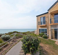 Caravel Beach House Mandurah - Newcastle Accommodation
