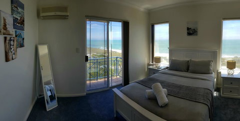Caravel Beach House Mandurah - New Castle Tourism 1