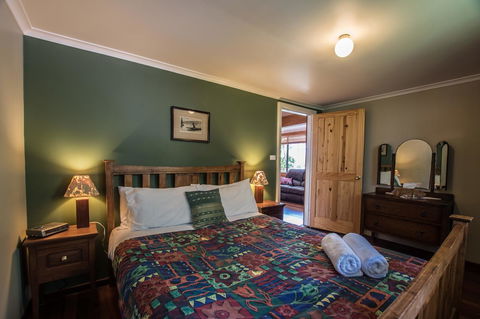 Cape Howe Cottages - Newcastle Accommodation 24