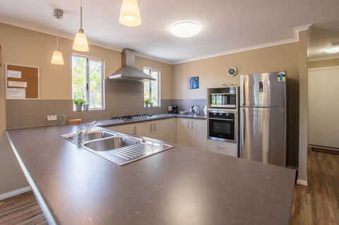 Cape Howe Cottages - Newcastle Accommodation 6