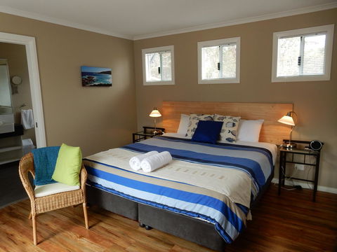 Cape Howe Cottages - Newcastle Accommodation 3