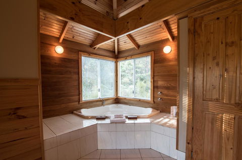 Cape Howe Cottages - Newcastle Accommodation 10