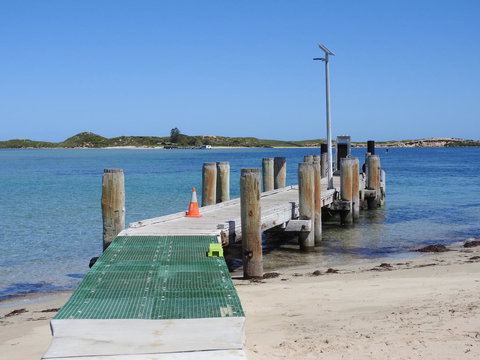 The Royal Dolphin Bed & Breakfast Safety Bay - Newcastle Accommodation 12