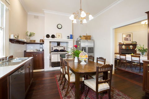 Historic Oakhill House Entire Estate - Newcastle Accommodation 15