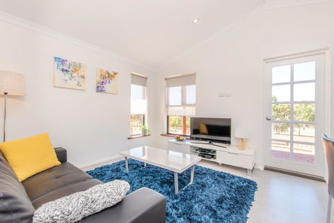 'Bindoon Valley Escape' Cottage - New Castle Tourism 0