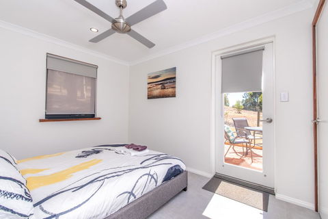 'Bindoon Valley Escape' Cottage - New Castle Tourism 2