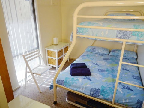 Scarborough & Absolutely Beachfront - Newcastle Accommodation 16