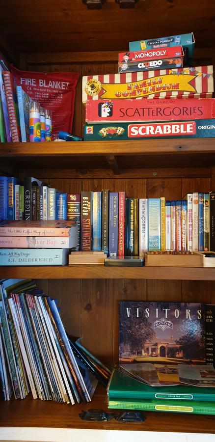 Di's Cabin In Dwellingup - Newcastle Accommodation 12