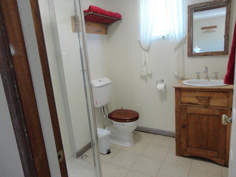 Di's Cabin In Dwellingup - Newcastle Accommodation 20