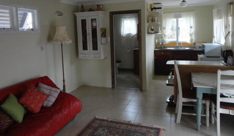 Di's Cabin In Dwellingup - Newcastle Accommodation 16