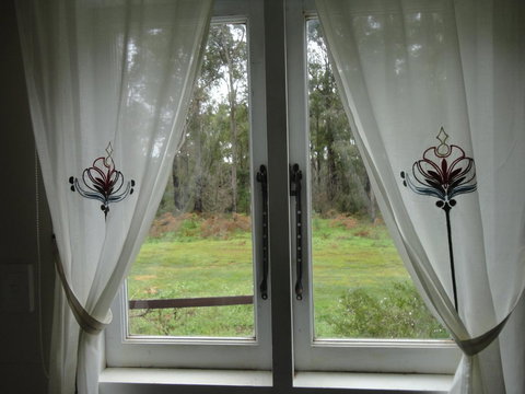 Di's Cabin In Dwellingup - Newcastle Accommodation 22