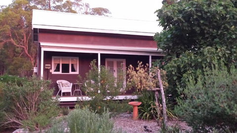 Di's Cabin In Dwellingup - Newcastle Accommodation 5