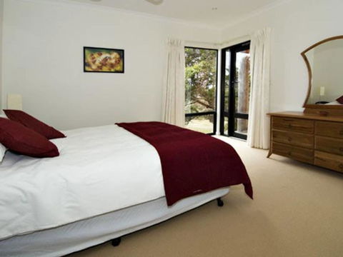 Arum - Close To The Margaret River - Newcastle Accommodation 21