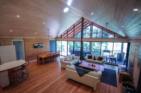 Arum - Close To The Margaret River - Newcastle Accommodation 19