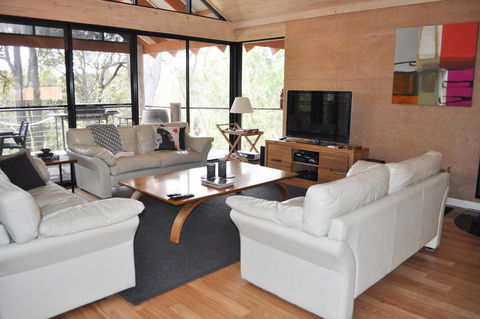 Arum - Close To The Margaret River - Newcastle Accommodation 20