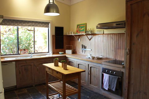 Bickley Valley Cottage - New Castle Tourism 5