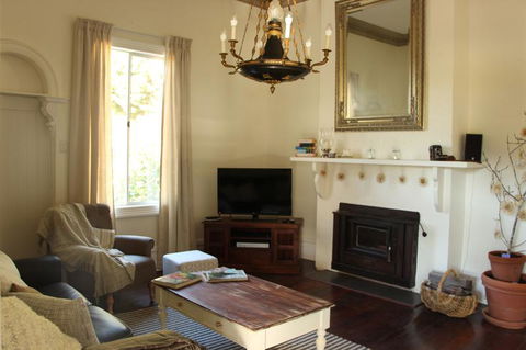 Bickley Valley Cottage - New Castle Tourism 10