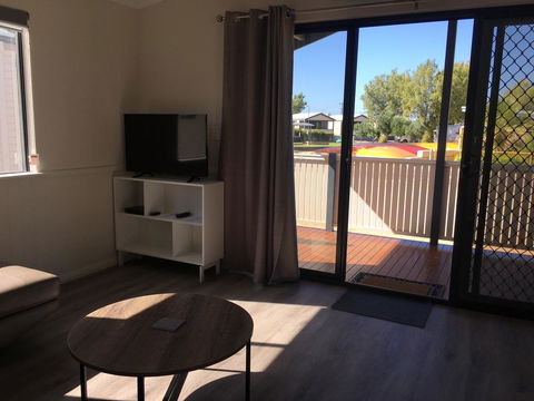 Jurien Bay Tourist Park - New Castle Tourism 32