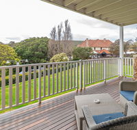 Caves House Hotel - Newcastle Accommodation