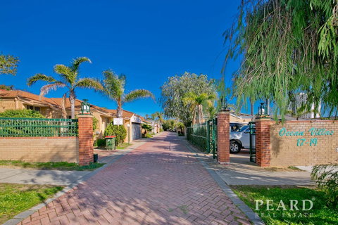 Scarborough Beach, Perth - Sun & Surf Villa - Newcastle Accommodation 36