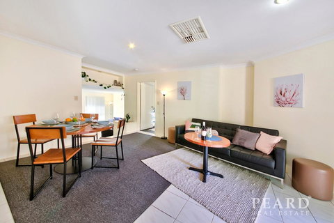 Scarborough Beach, Perth - Sun & Surf Villa - Newcastle Accommodation 35