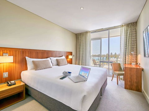 The Sebel Mandurah - Newcastle Accommodation 11