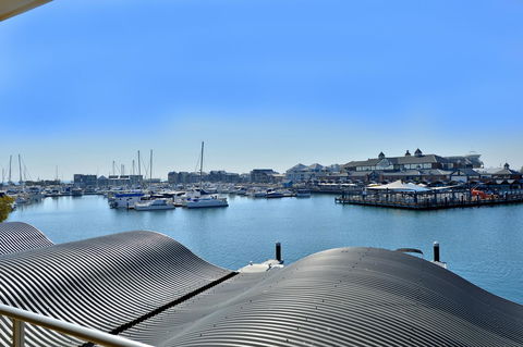 Dolphin Quay Apartments - Newcastle Accommodation 13