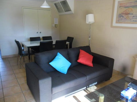 Kalbarri Beach Resort - New Castle Tourism 25