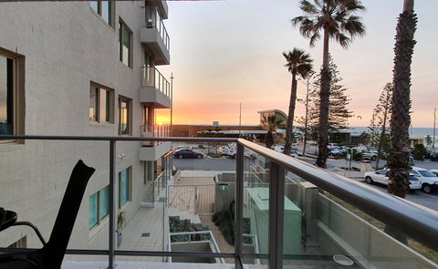 Sandcastles Beachfront Luxury Retreat Apartment - Newcastle Accommodation 0