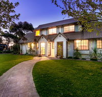 Sienna Estate Lodge And Winery - Newcastle Accommodation