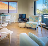 Cottesloe Beach On Napier - Newcastle Accommodation