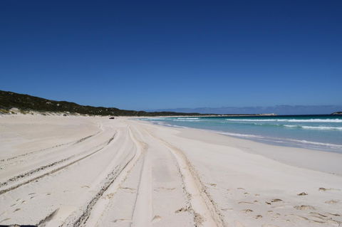 Eagle Bay House - Newcastle Accommodation 37