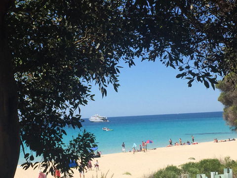 Eagle Bay House - Newcastle Accommodation 25