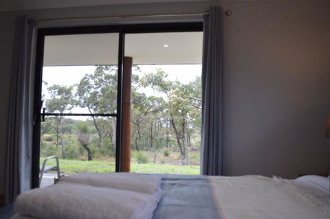 Eagle Bay House - Newcastle Accommodation 24