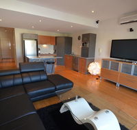 The Arcadia Apartment - New Castle Tourism