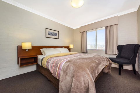 Subiaco Village 18 - New Castle Tourism 14