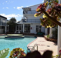West Beach Lagoon 213 Quiet unit - Newcastle Accommodation