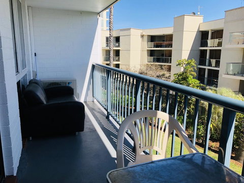 West Beach Lagoon 213 - Corner Unit! - Newcastle Accommodation 6