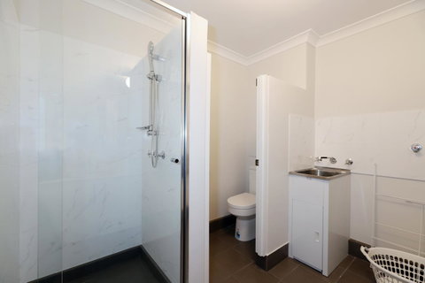 West Beach Lagoon 213 - Corner Unit! - Newcastle Accommodation 9