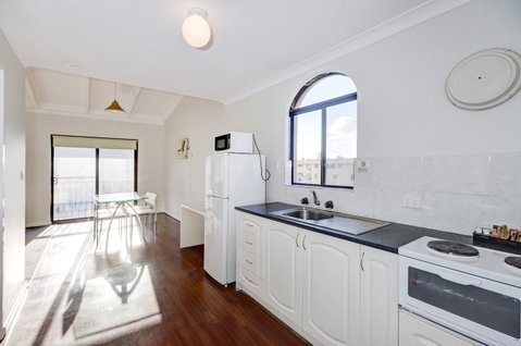 West Beach Lagoon 213 - Corner Unit! - Newcastle Accommodation 8
