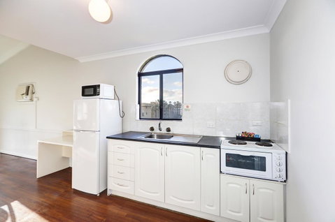 West Beach Lagoon 213 - Corner Unit! - Newcastle Accommodation 7