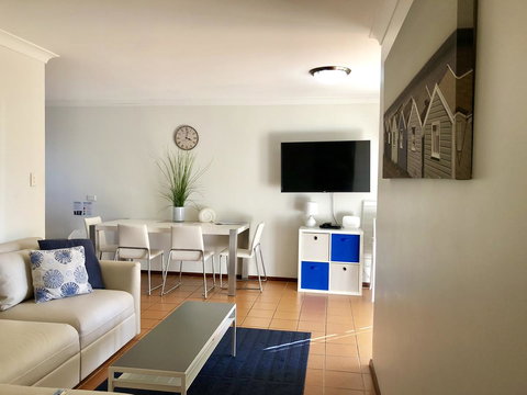 Scarborough Beach Front Resort - Shell Four - Newcastle Accommodation 10