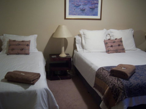 Scarborough - Oceanview 2 Bed, 2 Bathroom Apartment - Newcastle Accommodation 12
