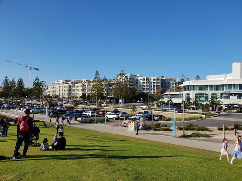 Scarborough - Oceanview 2 Bed, 2 Bathroom Apartment - Newcastle Accommodation 4