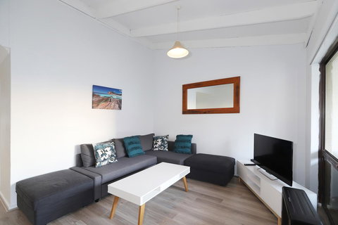 West Beach Lagoon 221 - Stylish Apartment! - Newcastle Accommodation 9