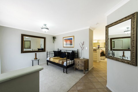 Scarborough Villa On Duke - Newcastle Accommodation 28