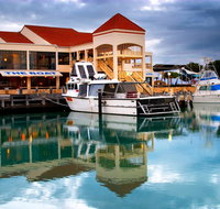The Marina Hotel - Mindarie - Newcastle Accommodation