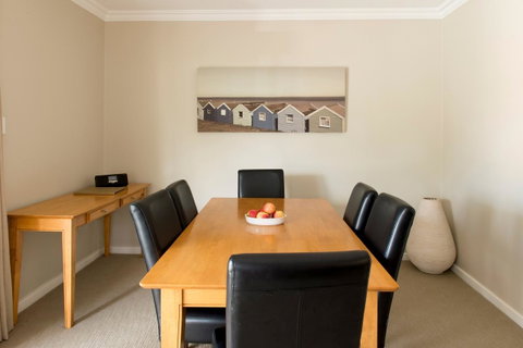 The Marina Hotel - Mindarie - Newcastle Accommodation 25