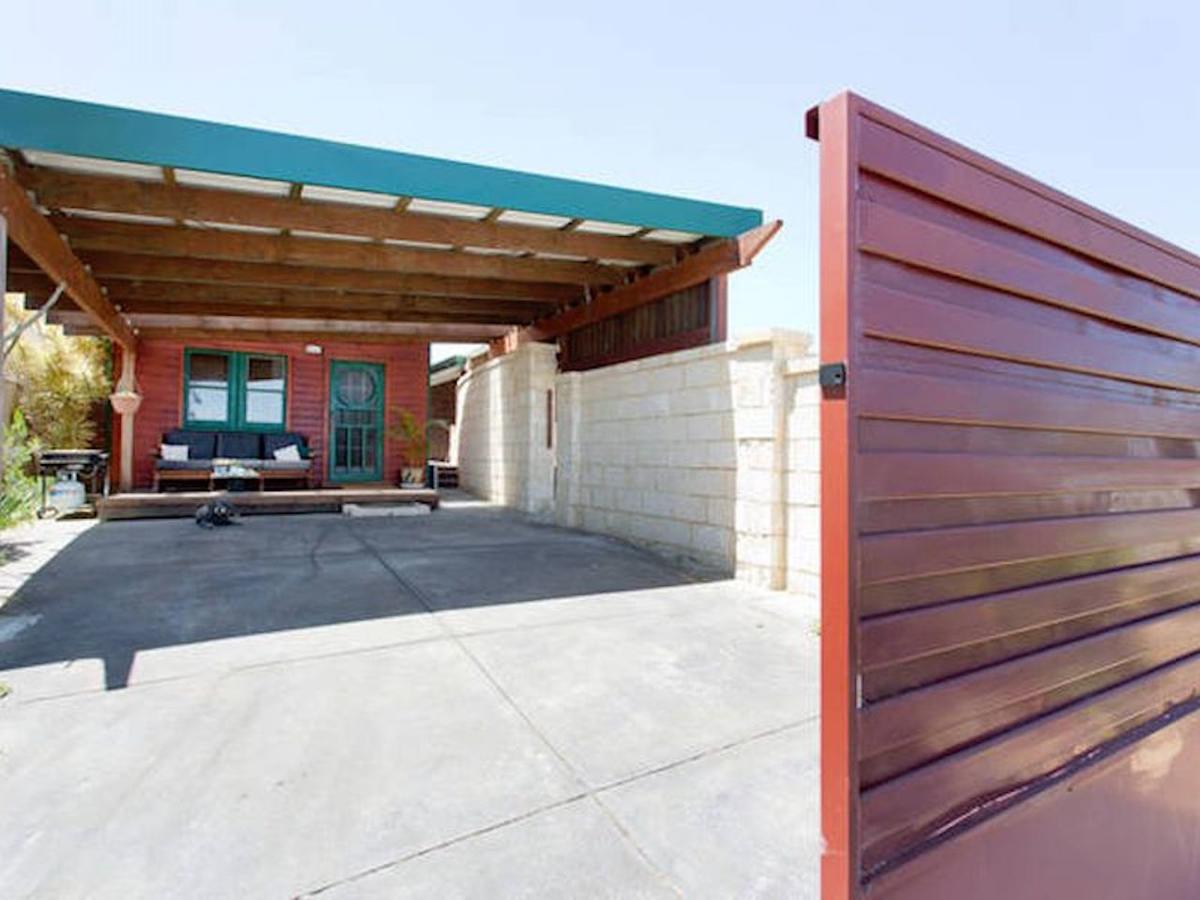 Munster WA Newcastle Accommodation