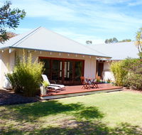 Moana Spa Villas - Prime Yallingup Location - Newcastle Accommodation